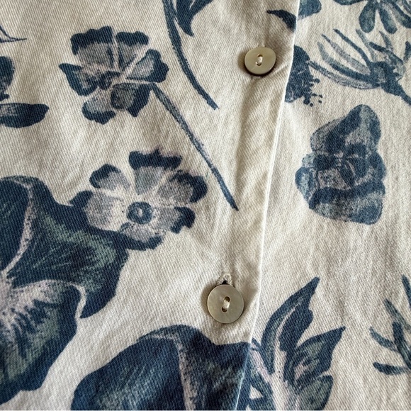 Joie Navy and White Floral Blouse - Picture 3 of 8